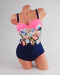 Merevítős, szivacsos kosaras egyrészes fürdőruha, virágmintás – FF69316 - Rózsaszín