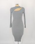 Dekoltázsnál kivágott, bordás anyagú női sztreccs ruha - RSA2012 - Középszürke