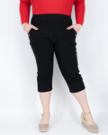 Nagyméretű, női sztreccs capri nadrág - C-709 - fekete