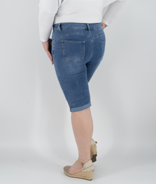 nagymeretu-noi-sztreccs-farmer-terdnadrag-rbl-9119 - farmerkék