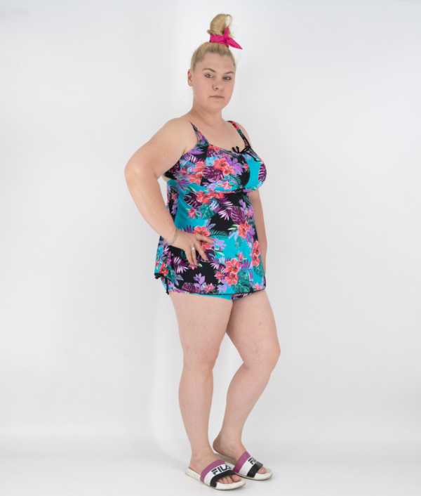 kiveheto-szivacsos-a-vonalu-tankini-xts-2249 - színes