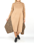 Extravagáns mikropolár női ruha - R24187 - Barna-4