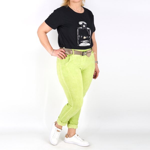 Gyűrt anyagú női nadrág + öv – N21668 – Pisztácia