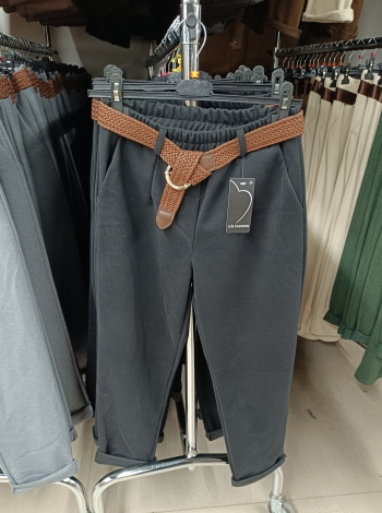 Egyenes szárú női nadrág + öv - LCK2037 - Fekete