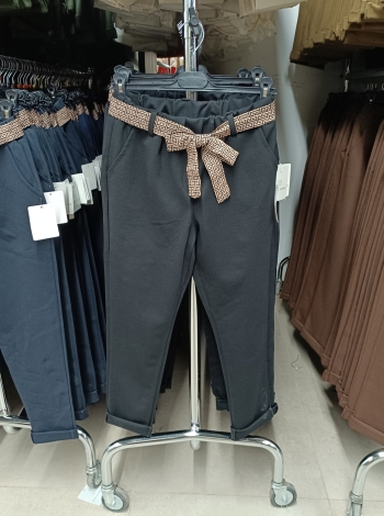 Gumis derekú sztreccs nadrág ( Őszi-Téli ) - N8922 - Fekete