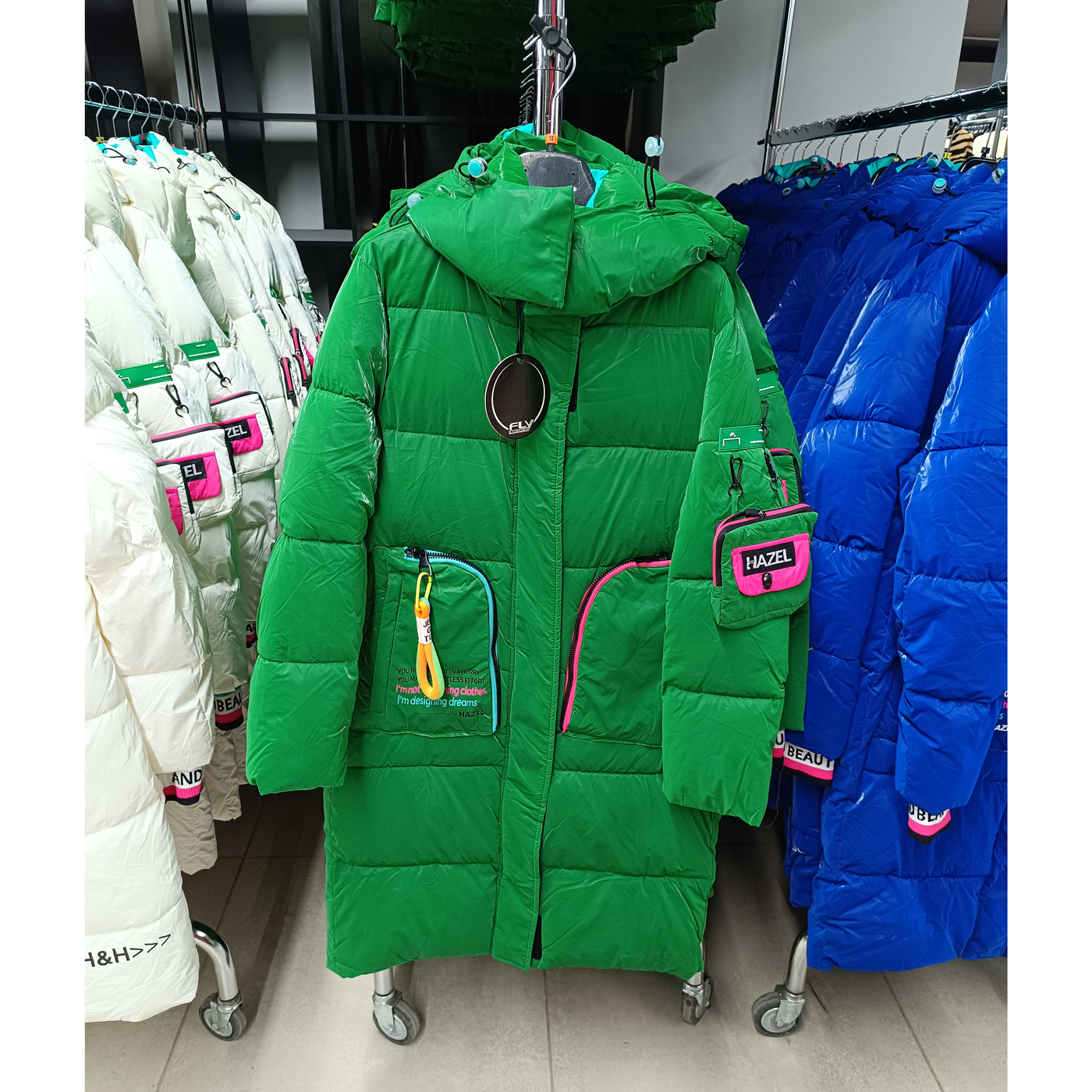 Hosszított női steppelt télikabát - "HAZEL" LONG - FLY-2316 - Zöld 1 Hosszított női steppelt télikabát - "HAZEL" LONG - FLY-2316 - Zöld