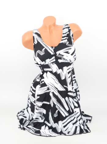 Hosszú szoknyás, sortos tankini – F25550 – Fekete-fehér