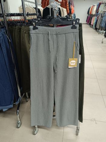 Egyenes szárú kötött nadrág, bordázott - N25075 - Szürke