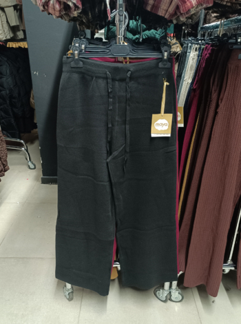 Egyenes szárú kötött nadrág - N25077 - Fekete